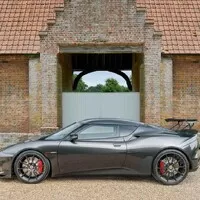 Lotus představil nejvýkonnější a nejlehčí Evoru GT430