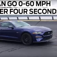 Inovovaný Ford Mustang dá stovku pod čtyři sekundy