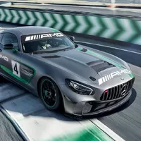 Mercedes-AMG GT4: I ty se staň závodníkem!