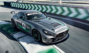 Novinky: Mercedes-AMG GT4: I ty se staň závodníkem!