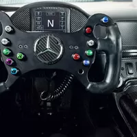 Mercedes-AMG GT4: I ty se staň závodníkem!