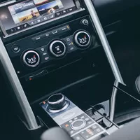 Land Rover Discovery SD4 HSE: Netušené možnosti s aurou legendy