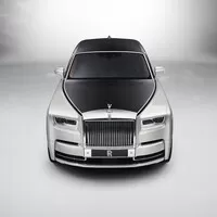 Rolls-Royce Phantom VIII přichází s hlučnými hodinami a galerií v palubní desce