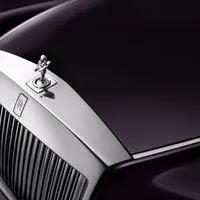 Rolls-Royce Phantom VIII přichází s hlučnými hodinami a galerií v palubní desce
