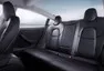Tesla Model 3 je tady a s ní i první zahraniční recenze