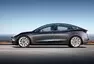 Tesla Model 3 je tady a s ní i první zahraniční recenze
