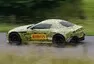 První snímky Aston Martin Vantage konečně venku