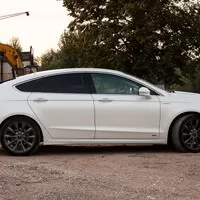 Ford Mondeo Vignale 2.0 TDCI: Američan na evropských silnicích