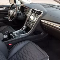 Ford Mondeo Vignale 2.0 TDCI: Američan na evropských silnicích