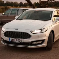 Ford Mondeo Vignale 2.0 TDCI: Američan na evropských silnicích