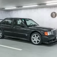 Štvou vás nová auta? Možná si brzy budeme moci kupovat nová-stará!