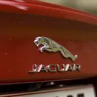 Jaguar XE 25t: Britské impérium vrací úder