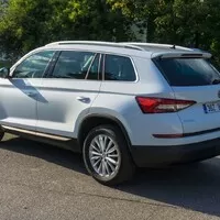 Škoda Kodiaq vs. Peugeot 5008: Rozum proti pocitům