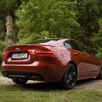 Jaguar XE 25t: Britské impérium vrací úder