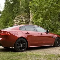 Jaguar XE 25t: Britské impérium vrací úder