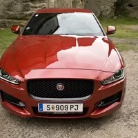 Jaguar XE 25t: Britské impérium vrací úder