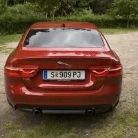 Jaguar XE 25t: Britské impérium vrací úder