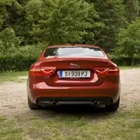Jaguar XE 25t: Britské impérium vrací úder