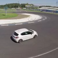 Peugeot 208 GTI: Návrat legendy?