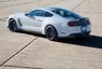 Shelby GT350: Mustang, který se Porsche nebojí