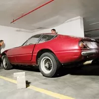 Disco Ferrari: Poklad z podzemní garáže
