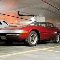 Disco Ferrari: Poklad z podzemní garáže