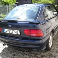 Ford Escort RS2000: Charismatický vidlák