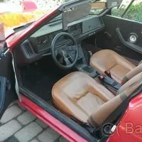 Autíčkář na lovu: Auta s motorem uprostřed
