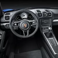 2015 - Zlatý věk sportovních automobilů?