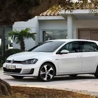 2015 - Zlatý věk sportovních automobilů?