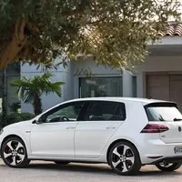 2015 - Zlatý věk sportovních automobilů?