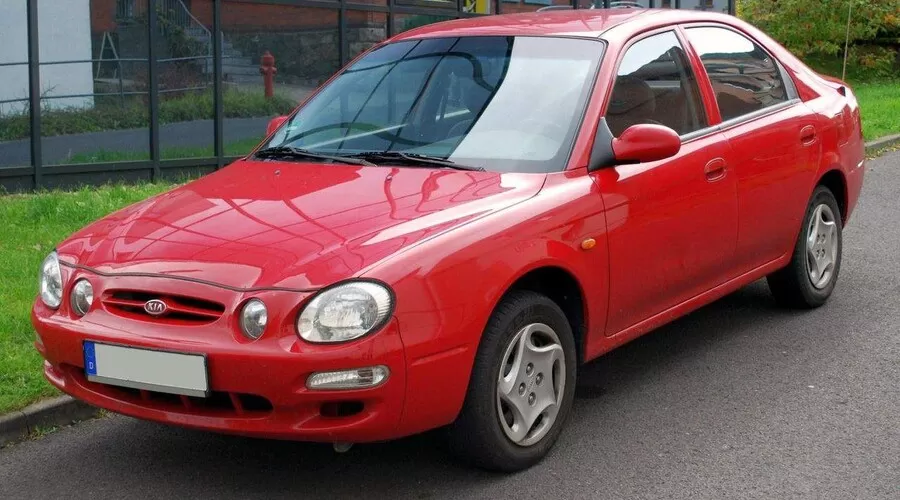Kia Shuma