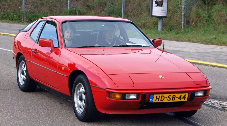 Porsche 924