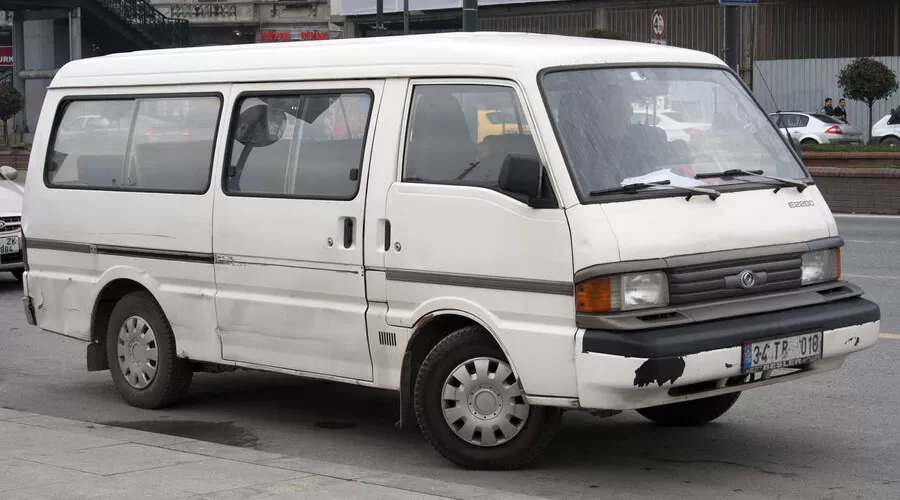 Mazda e2200
