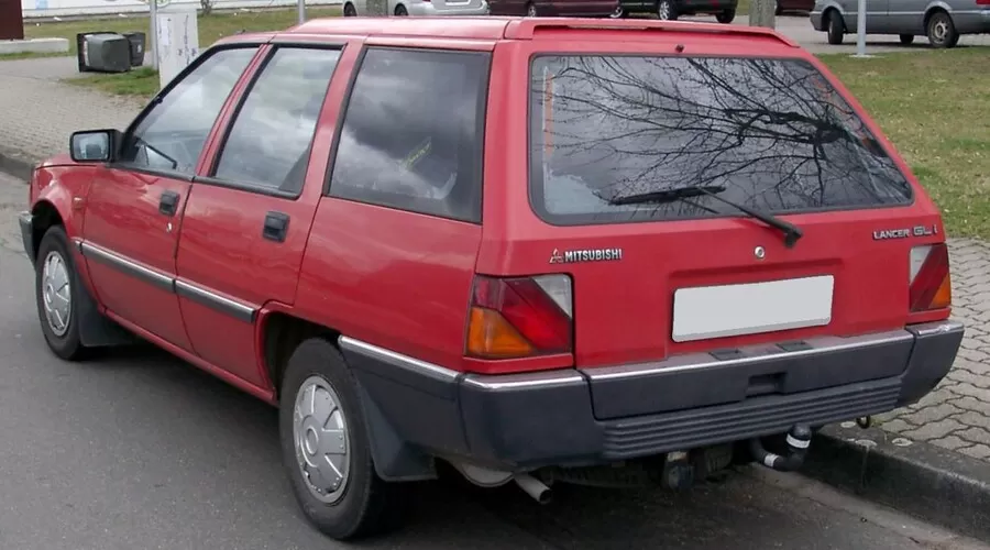 Mitsubishi Lancer III wagon