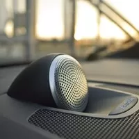 Volvo XC60 T8 Twin Engine Polestar Engineered: Jak se pejsek s kočičkou naučili péct dort