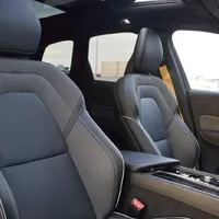 Volvo XC60 T8 Twin Engine Polestar Engineered: Jak se pejsek s kočičkou naučili péct dort