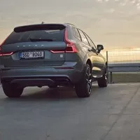 Volvo XC60 T8 Twin Engine Polestar Engineered: Jak se pejsek s kočičkou naučili péct dort
