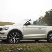 Volkswagen T-Roc Cabrio 1.5 TSI: Netvařte se tak vážně, vždyť nejde o život