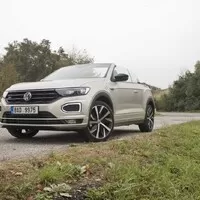 Volkswagen T-Roc Cabrio 1.5 TSI: Netvařte se tak vážně, vždyť nejde o život