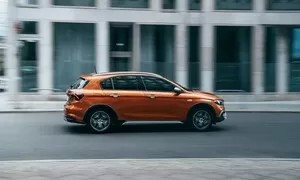 Fiat Tipo čeká facelift. Přijde i outdoorová verze.