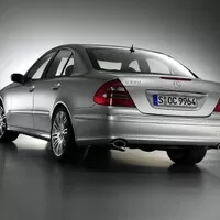 Vybírám luxusní daily sedan s automatem do 350k