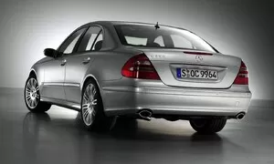 Vybírám luxusní daily sedan s automatem do 350k