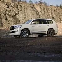 Toyota Land Cruiser 200 5,7 V8: Nejsem cvok. Prostě jen vím, co chci