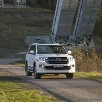 Toyota Land Cruiser 200 5,7 V8: Nejsem cvok. Prostě jen vím, co chci