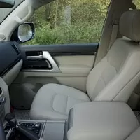 Toyota Land Cruiser 200 5,7 V8: Nejsem cvok. Prostě jen vím, co chci