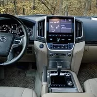 Toyota Land Cruiser 200 5,7 V8: Nejsem cvok. Prostě jen vím, co chci
