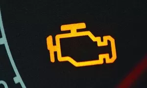 Nepodceňujte kontrolku Check Engine, může to být vážné