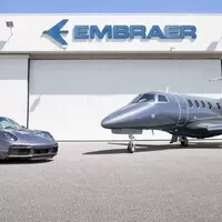 K mání je limitovaná edice Porsche 911. Lze si ji pořídit jen ve "výhodném balíčku".