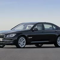 Ptejte se: Luxusní sedan za milion